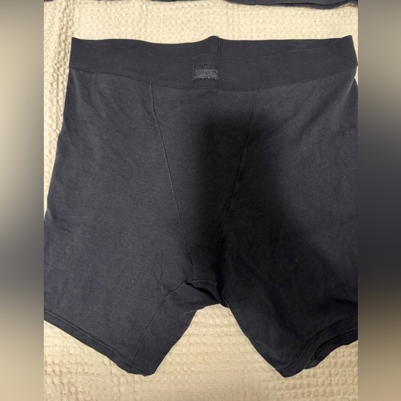 Skims Boyfriend Black T-Shirt and Boxer Set Size Large - Picture 6 of 8